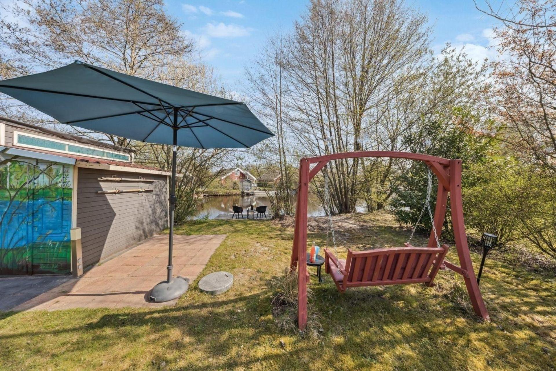 Ferienhaus Am Kleinen See Mit Steg, Garten Und Terrasse Twist Exterior foto